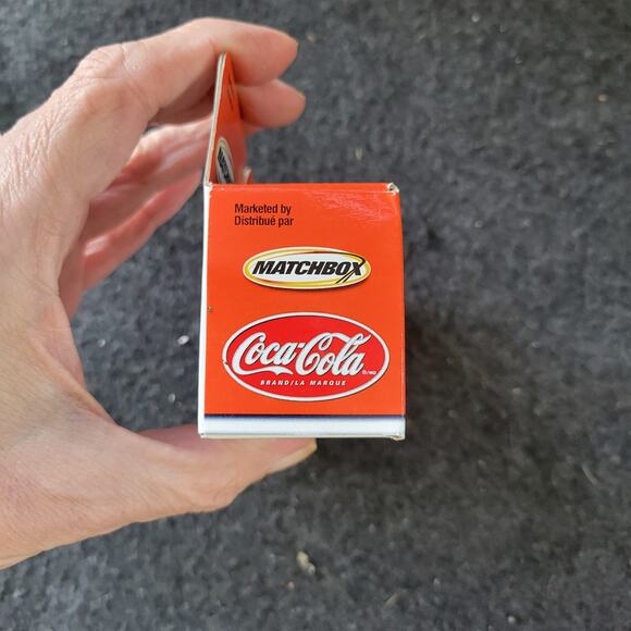 Matchbox Ford Transit Coca Cola in Box - Picture 3 of 6